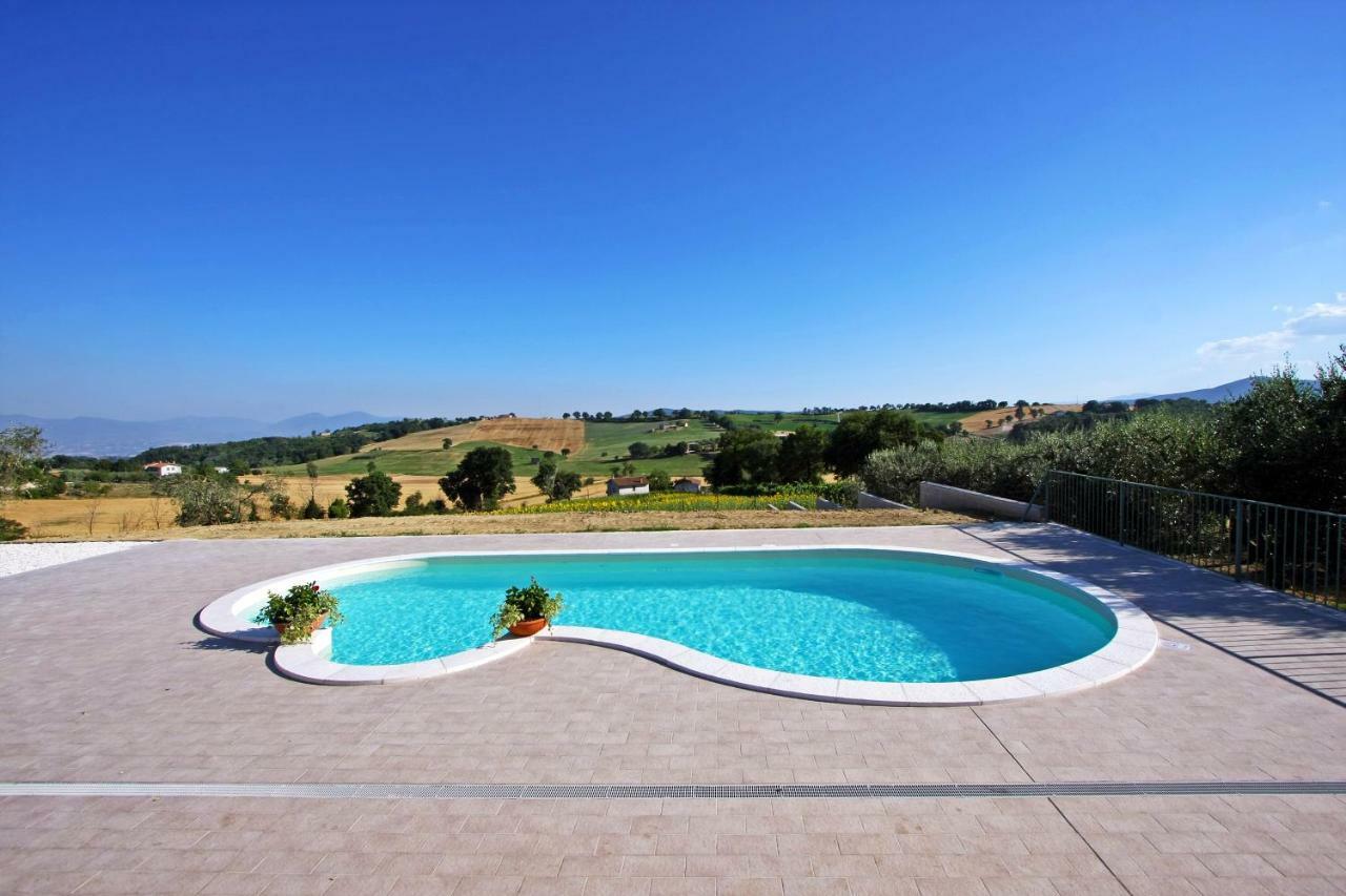 فيلا La Collina Del Girasole Montecastrilli المظهر الخارجي الصورة